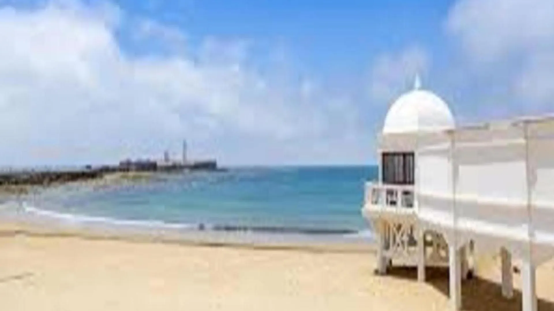 Apartamentos Vid Con Piscina Privada Y A/C En Chiclana De La Frontera, Espana - Es-180-140 Apartment