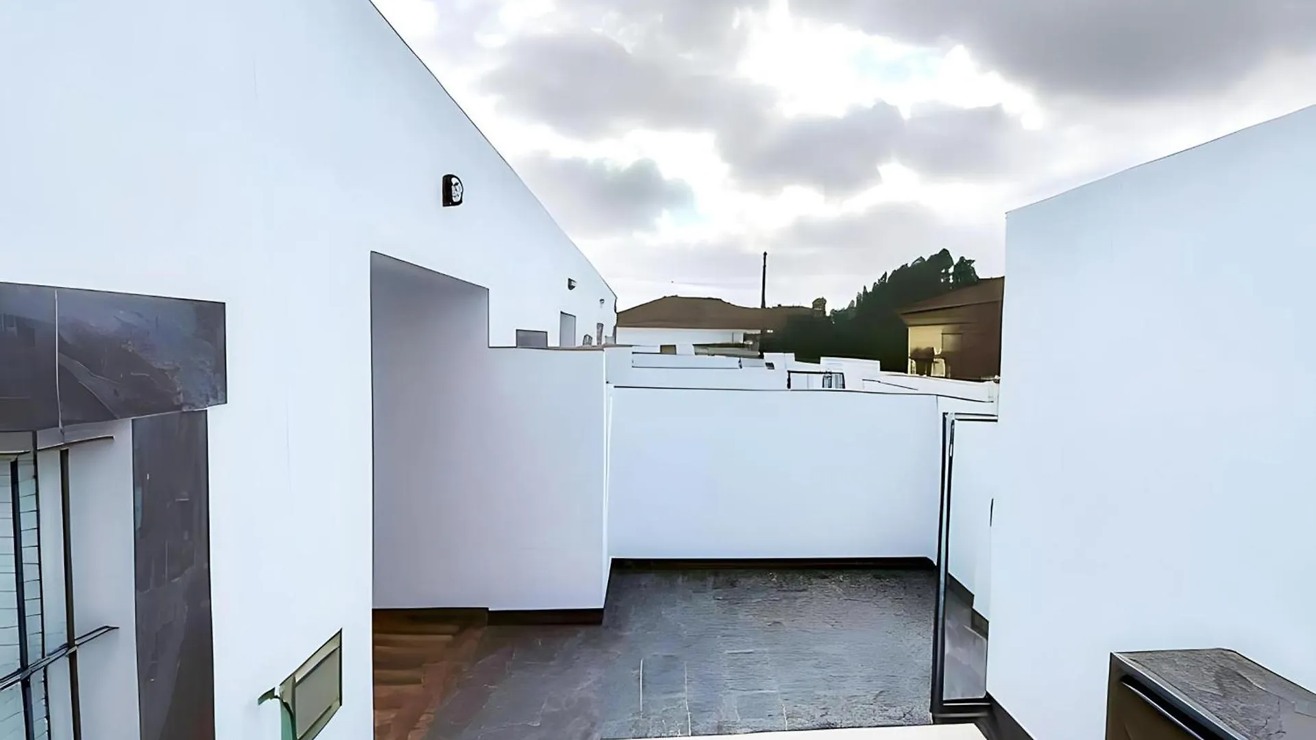 Apartamentos Vid Con Piscina Privada Y A/C En Chiclana De La Frontera, Espana - Es-180-140 Apartment